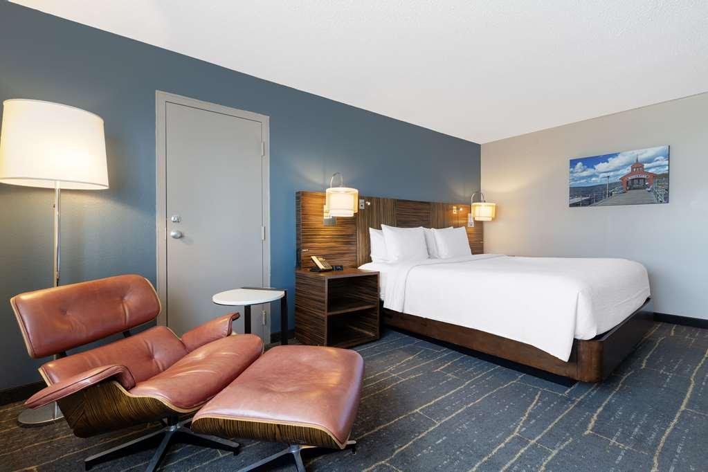 ווטרלו The Lux Hotel & Conference Center, Ascend Hotel Collection חדר תמונה
