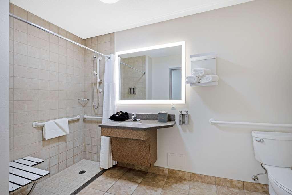 ווטרלו The Lux Hotel & Conference Center, Ascend Hotel Collection חדר תמונה