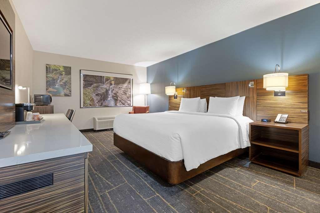ווטרלו The Lux Hotel & Conference Center, Ascend Hotel Collection חדר תמונה